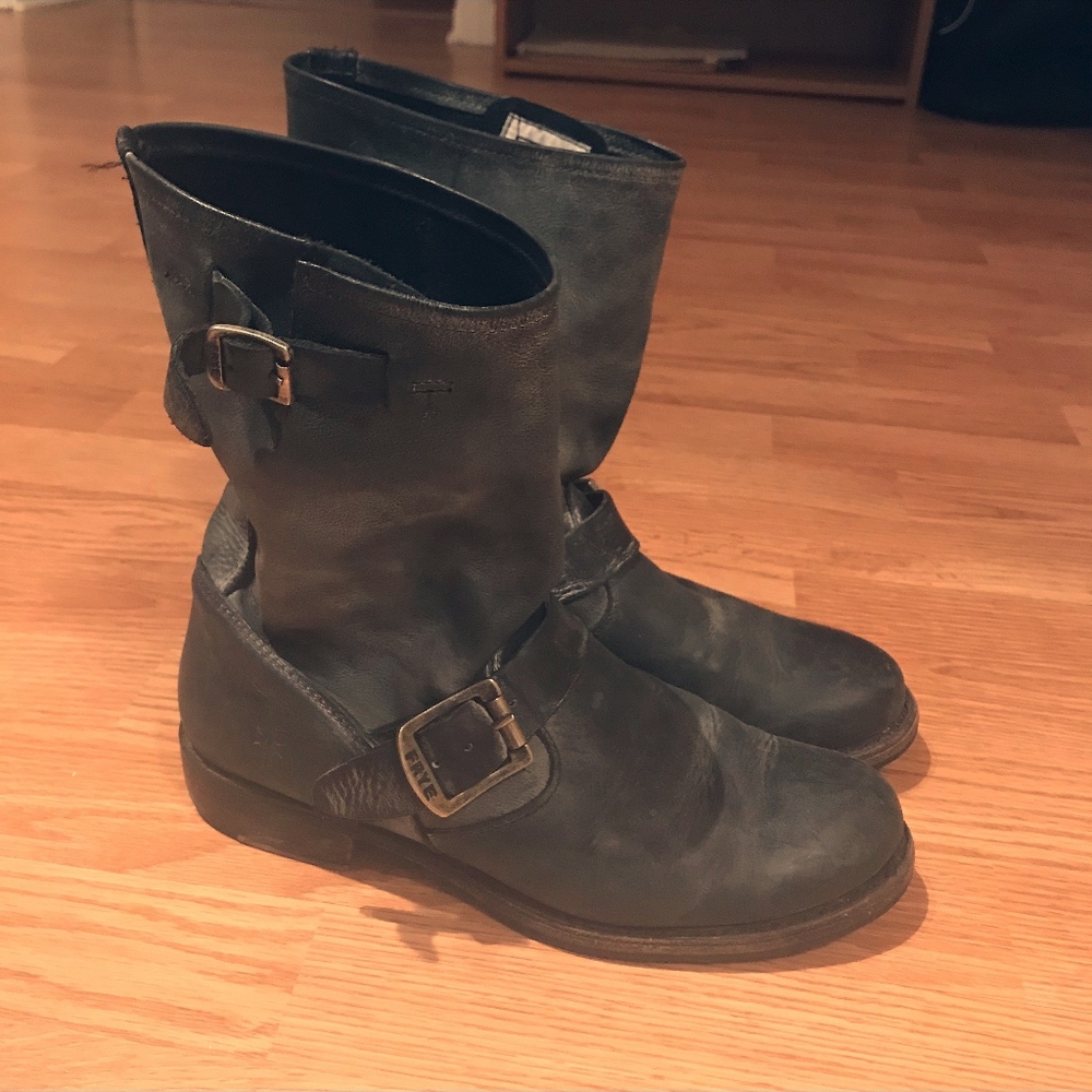 Veronica Short Boot by Frye, Grey, Size 7.5
